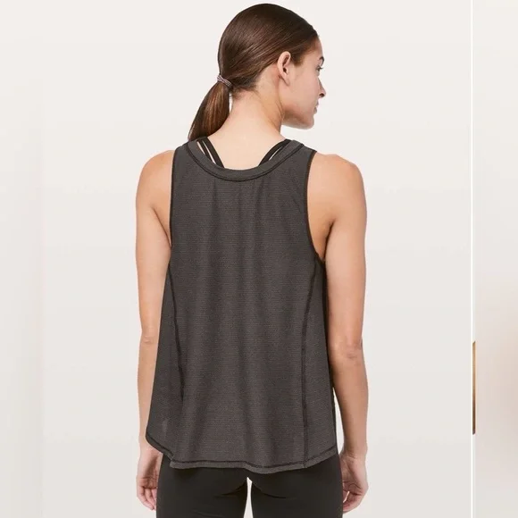 Lululemon To The Beat Tank lululemonXSoulCycle
Heathered Black Sz:8 *Reversible - Picture 4 of 12